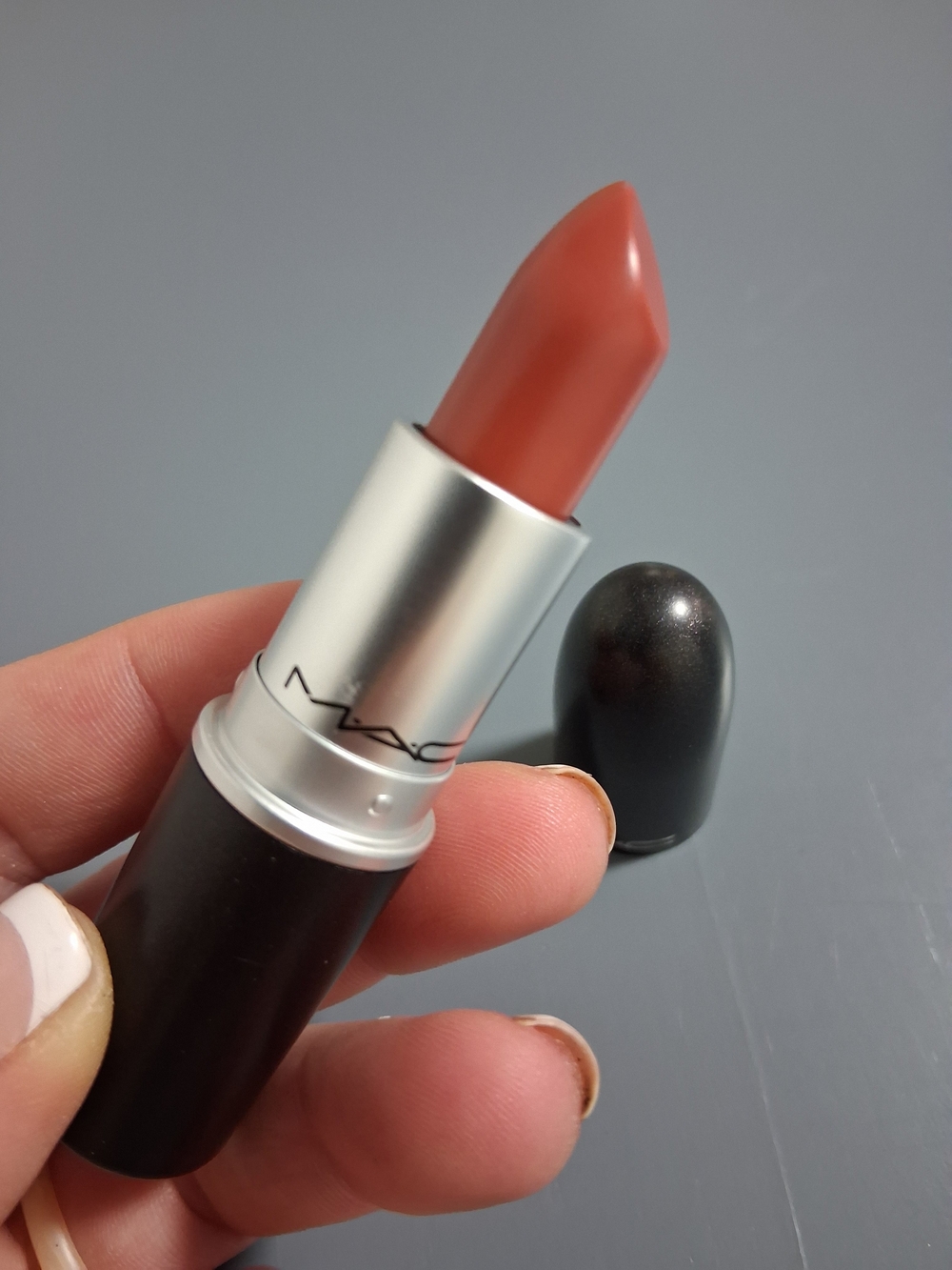 MAC Cosmetics Satin Lipstick In MOCHA